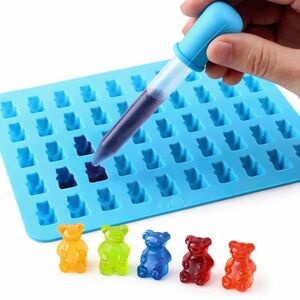 Silicone Bear-Shaped Candy Mold with Dropper